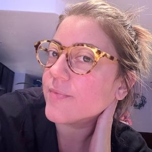 Meet your Posher, Nina